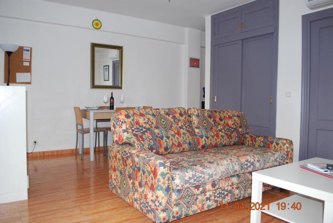 Chez Alison! Central Nerja Apt المظهر الخارجي الصورة